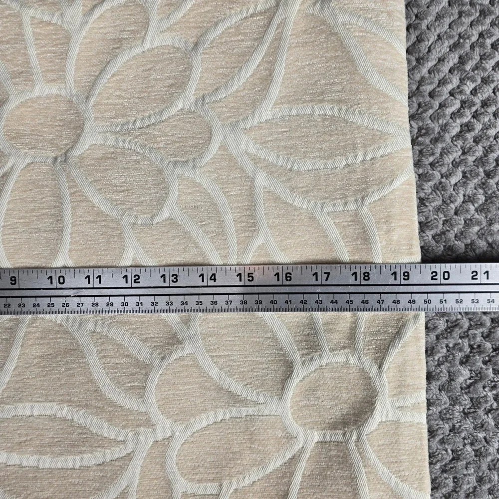 Pier 1 Imports‎ Floral Chenille Pillow Cover Cream Beige Textured Daisy 20x20